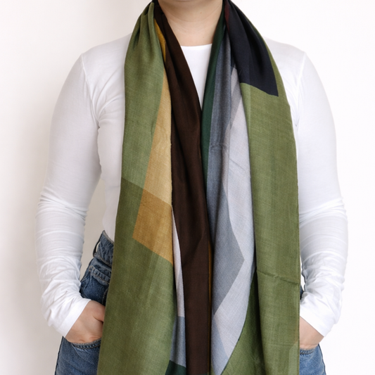 Maxi Wool Scarf Polka Dots