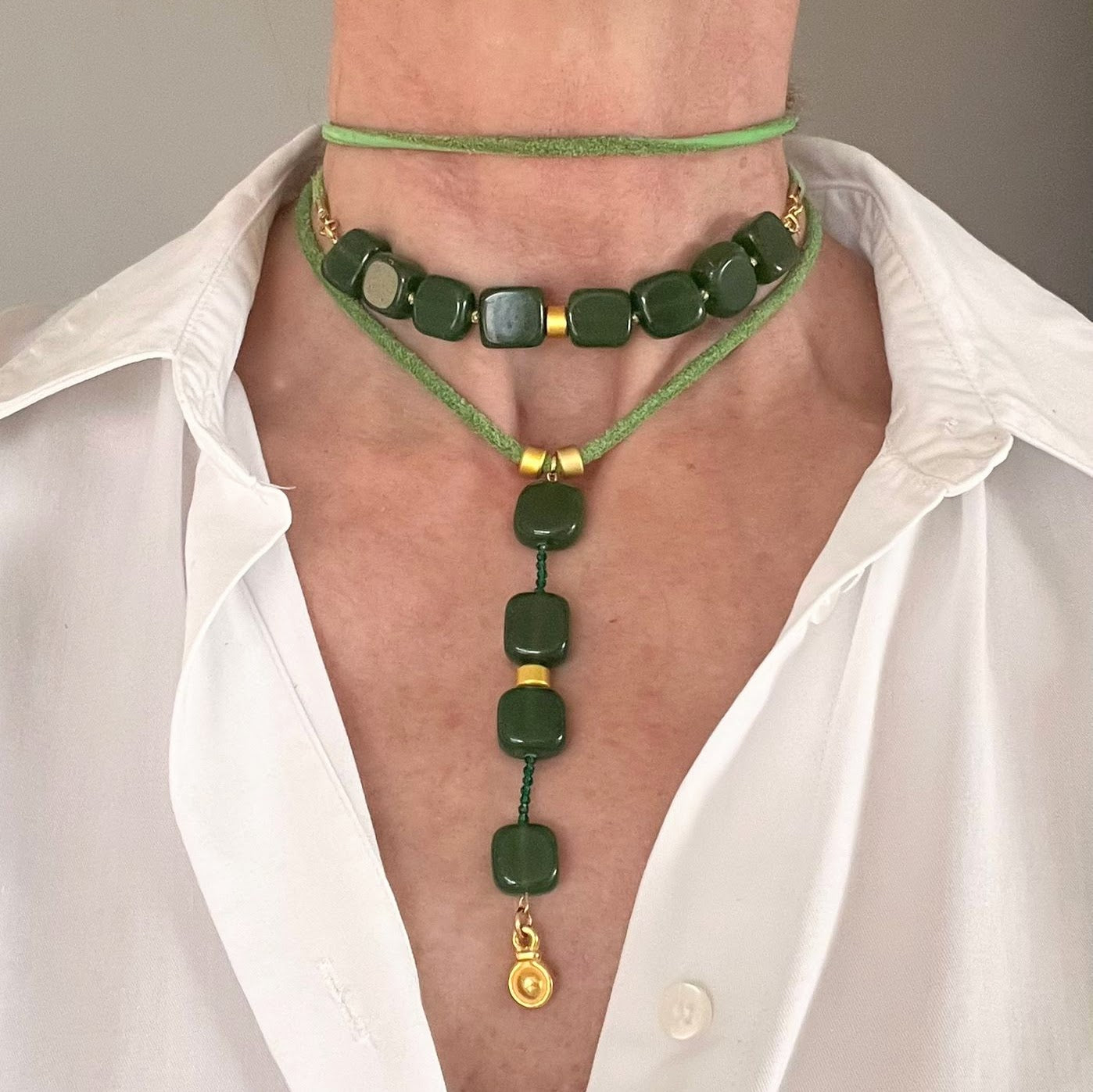 Leather and chalcedony necklace