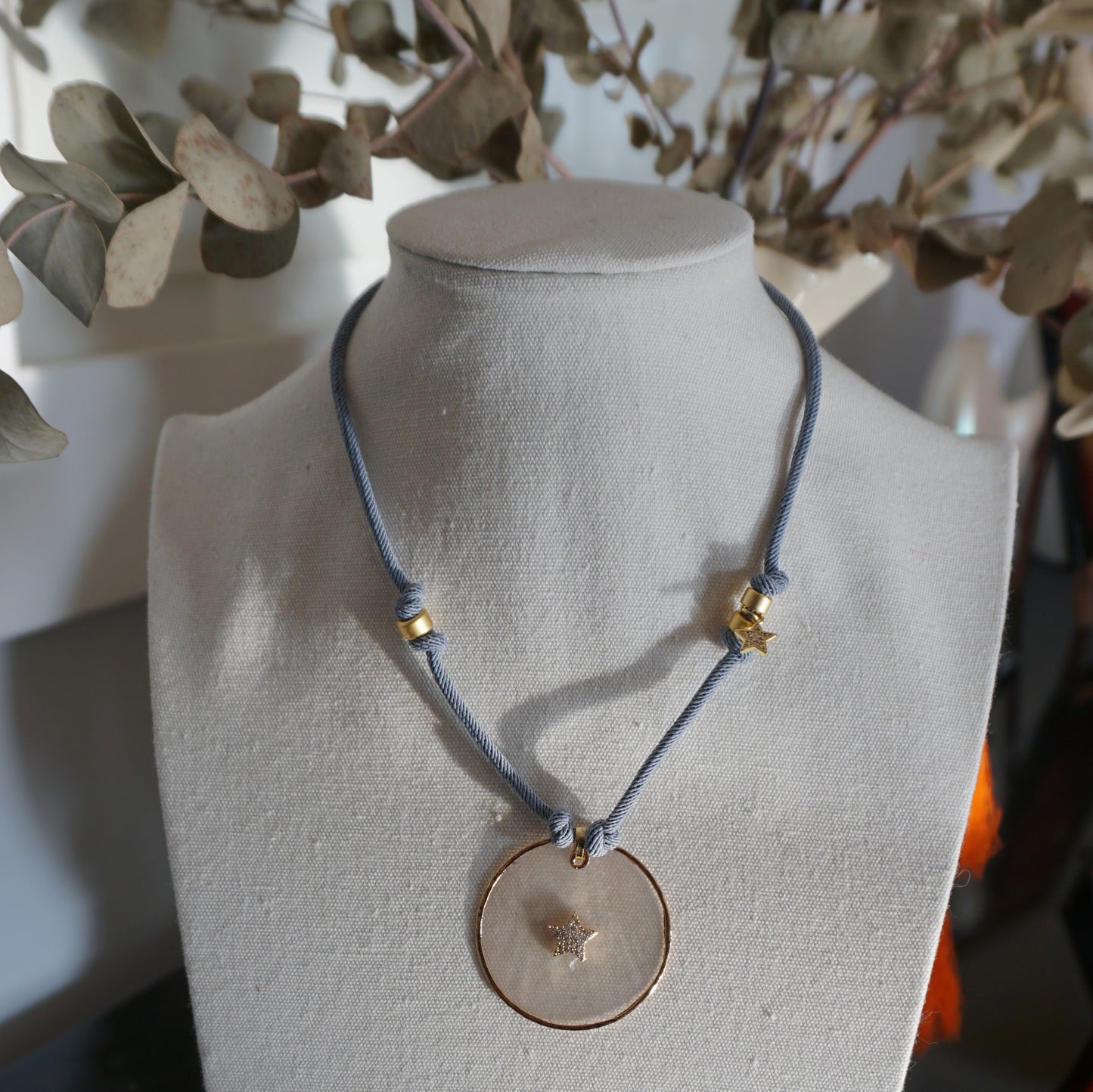 Collar colgante madreperla con estrella