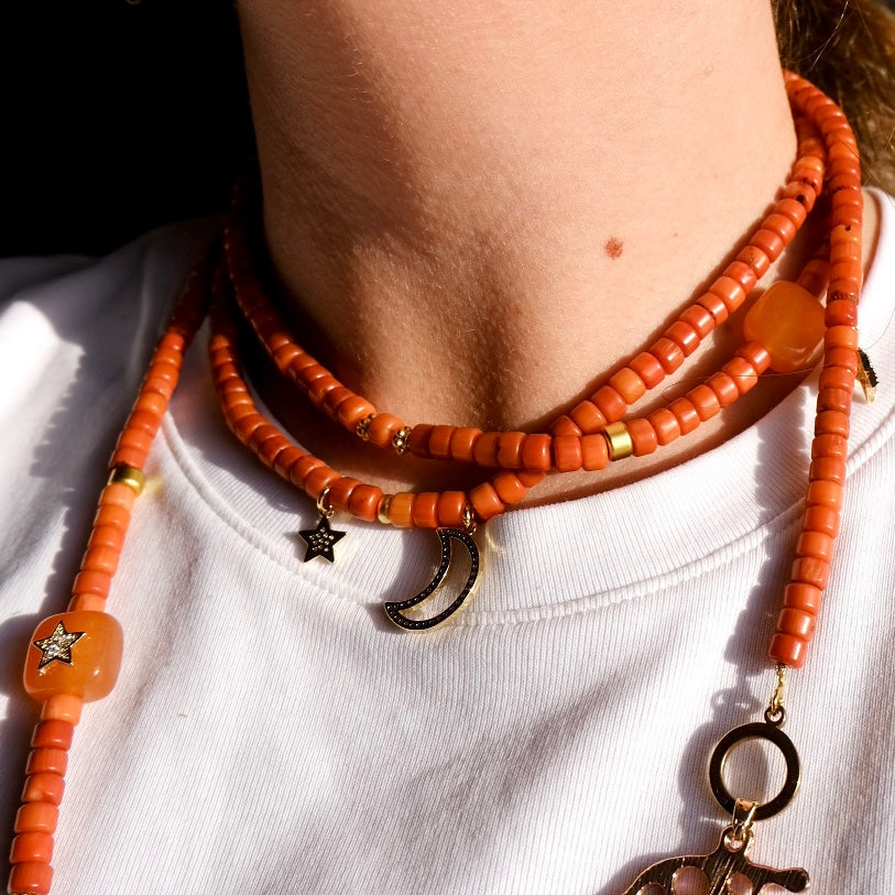 Short moon and star coral necklace