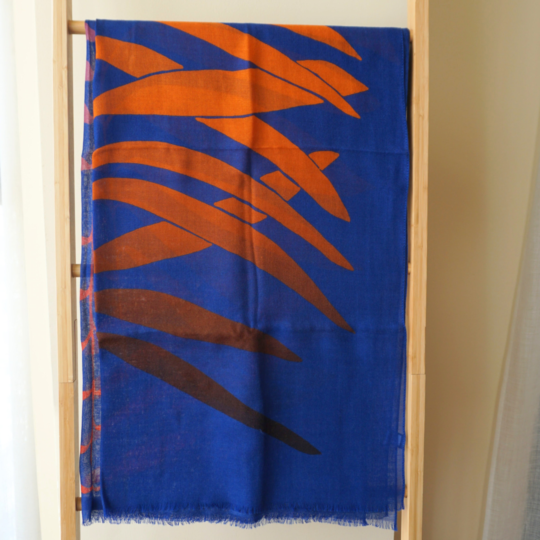 Fular de lana Azulón con Hojas