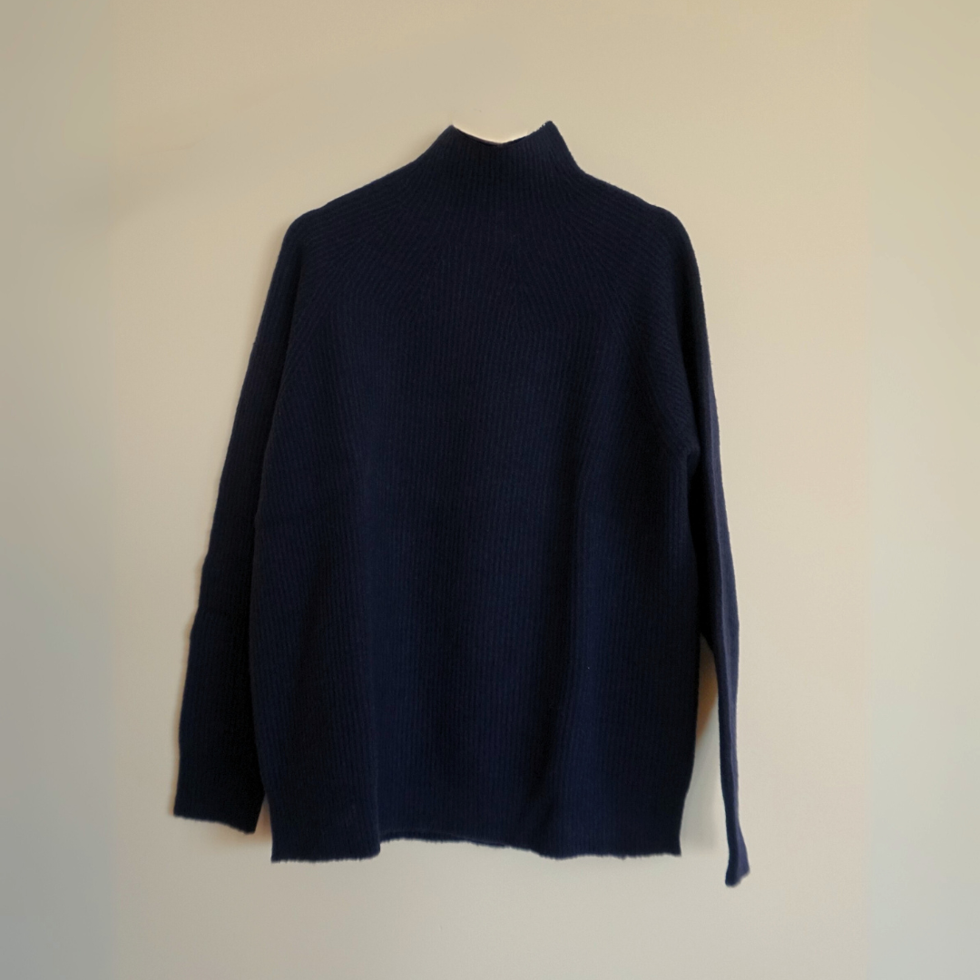 Jumper with funnel neck
