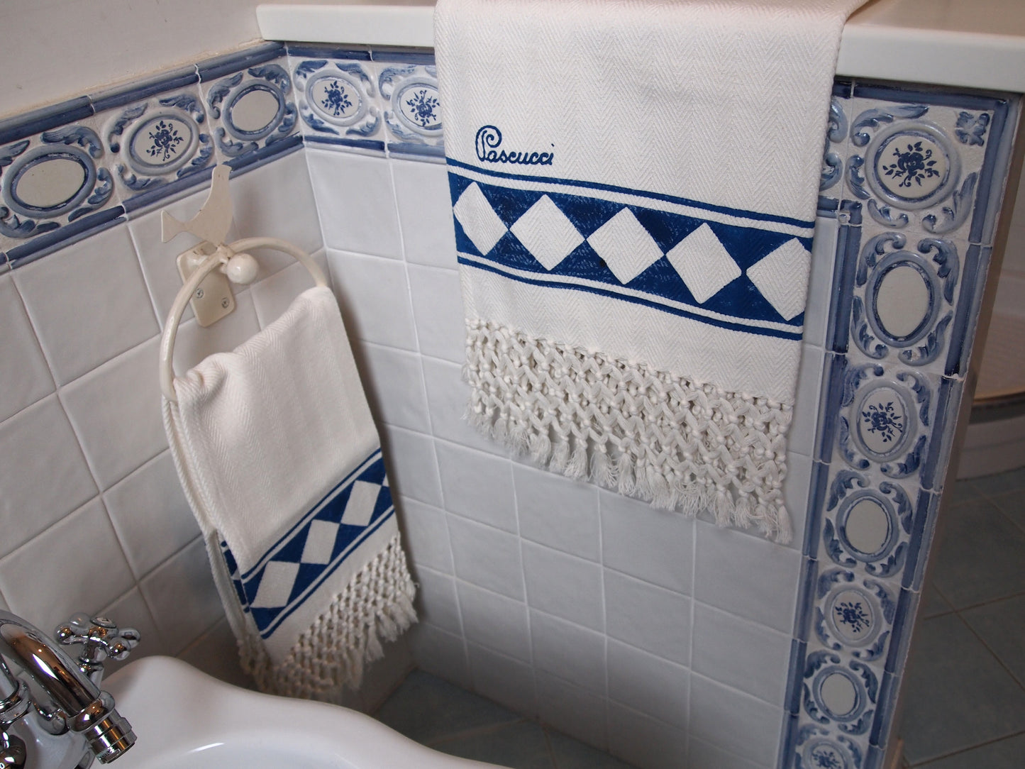 Juego de dos toallas con flecos Rombos Azul