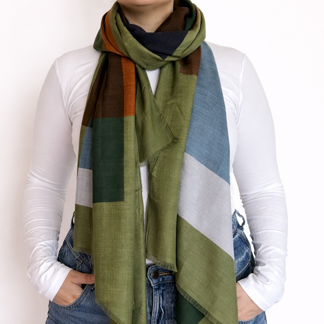 Maxi Wool Scarf Polka Dots