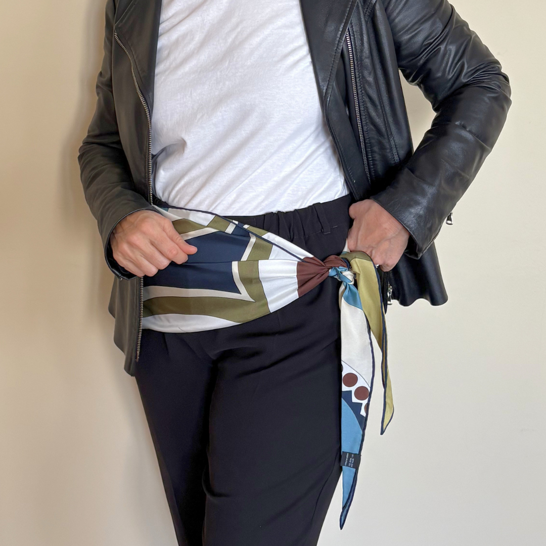 Kite silk twill scarf