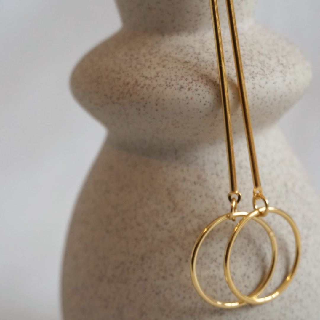 Orecchini lunghi Cerchio dorato