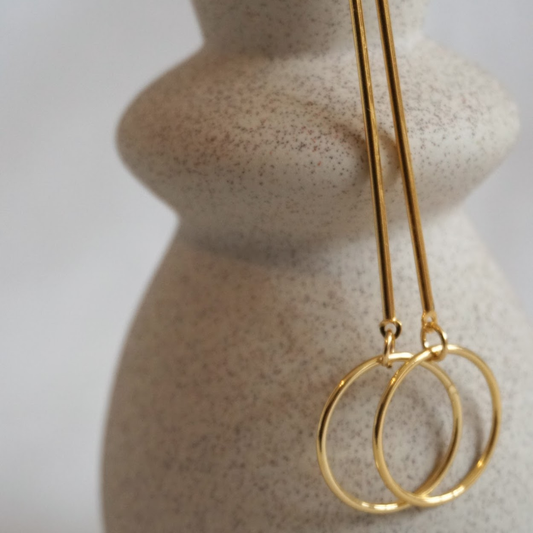 Orecchini lunghi Cerchio dorato