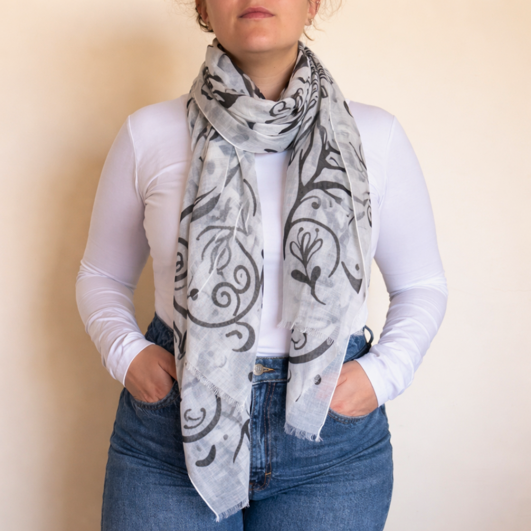 Modal Scarf B/W