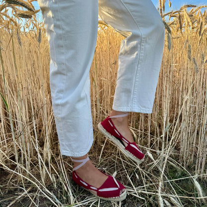 Espadrillas bordeaux con nastro rosa pallido
