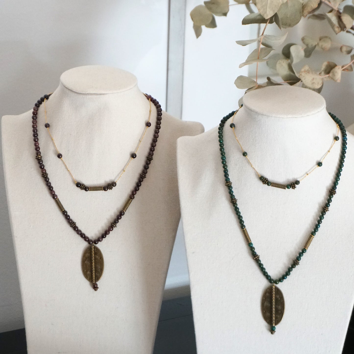 Conjunto Collar de bronce y piedras étnico