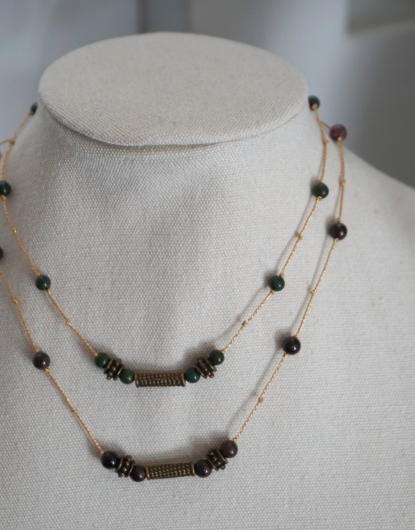 Conjunto Collar de bronce y piedras étnico