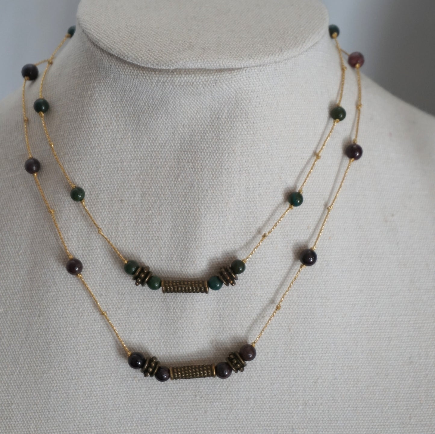 Conjunto Collar de bronce y piedras étnico