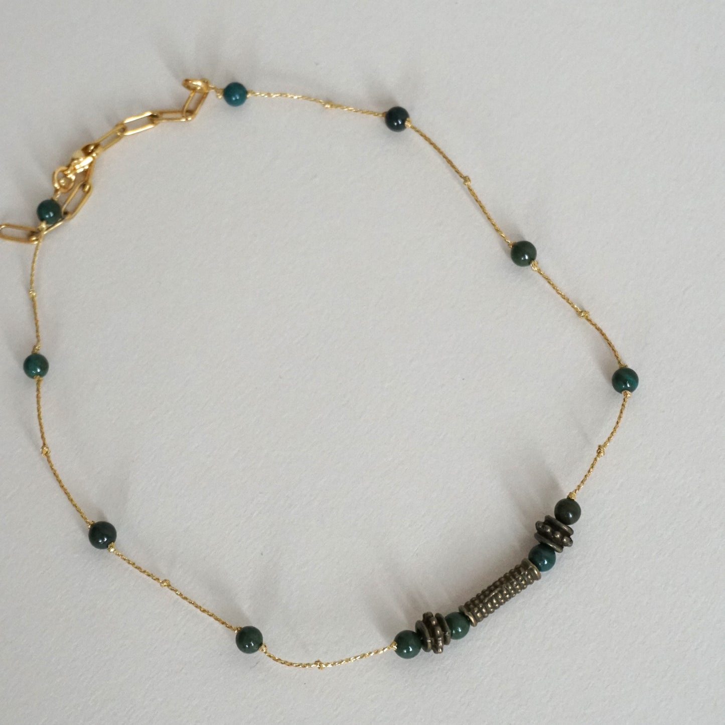 Conjunto Collar de bronce y piedras étnico