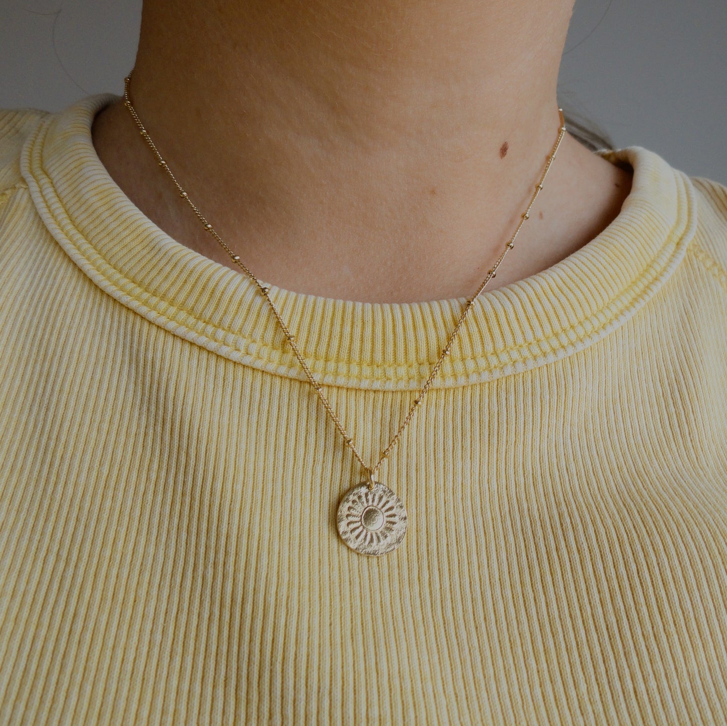 Collar Medalla Margarita