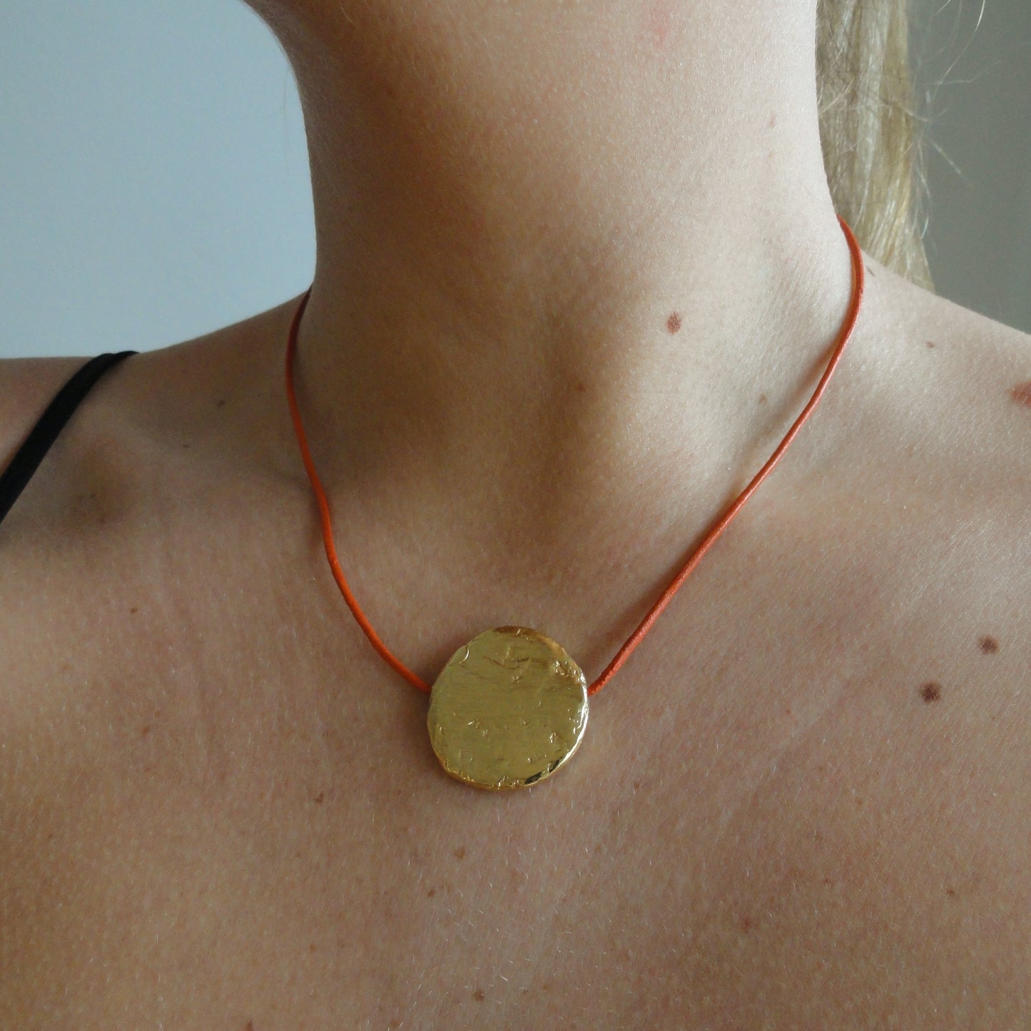 Collar Gaia con pieza de ofebrería