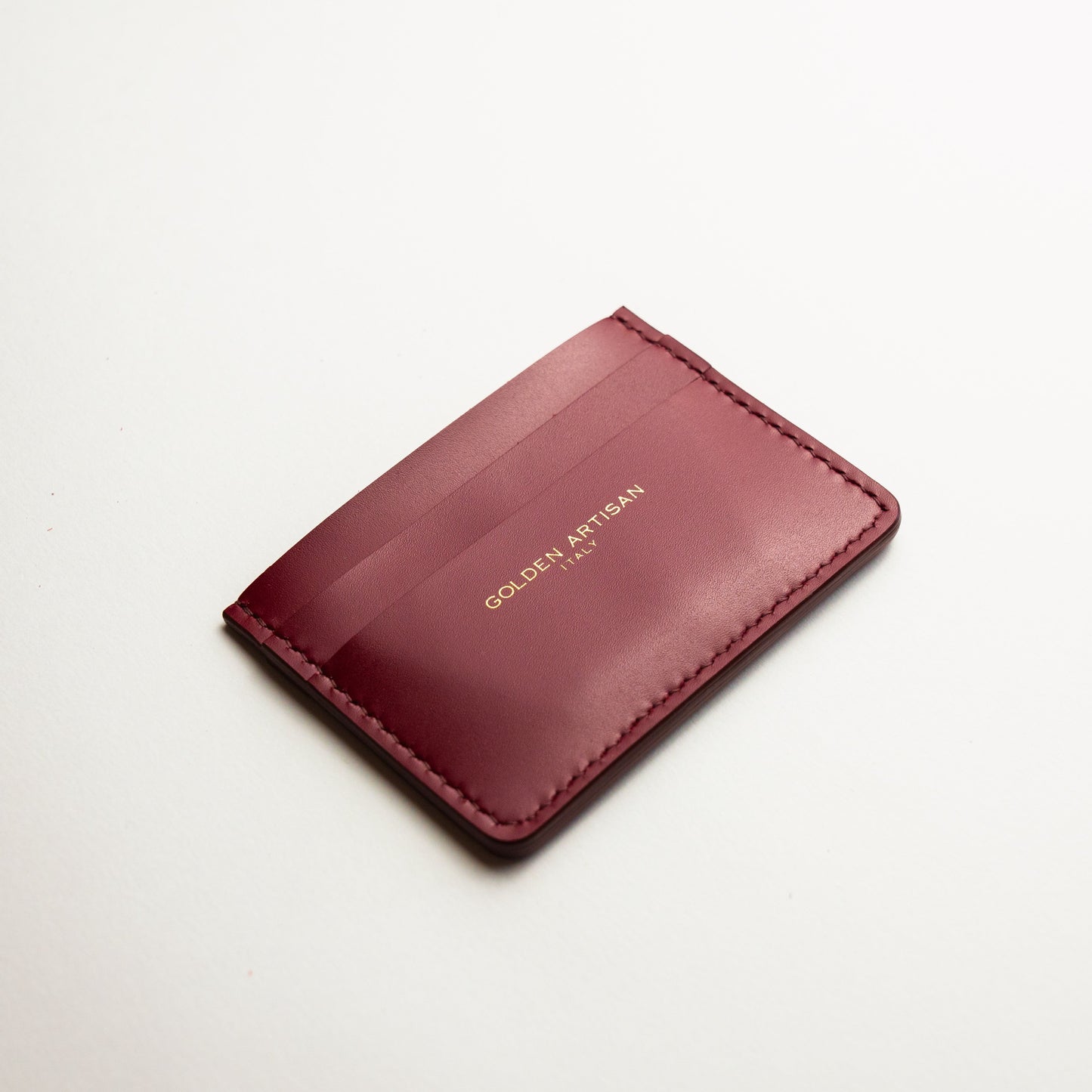 Horizontal card holder