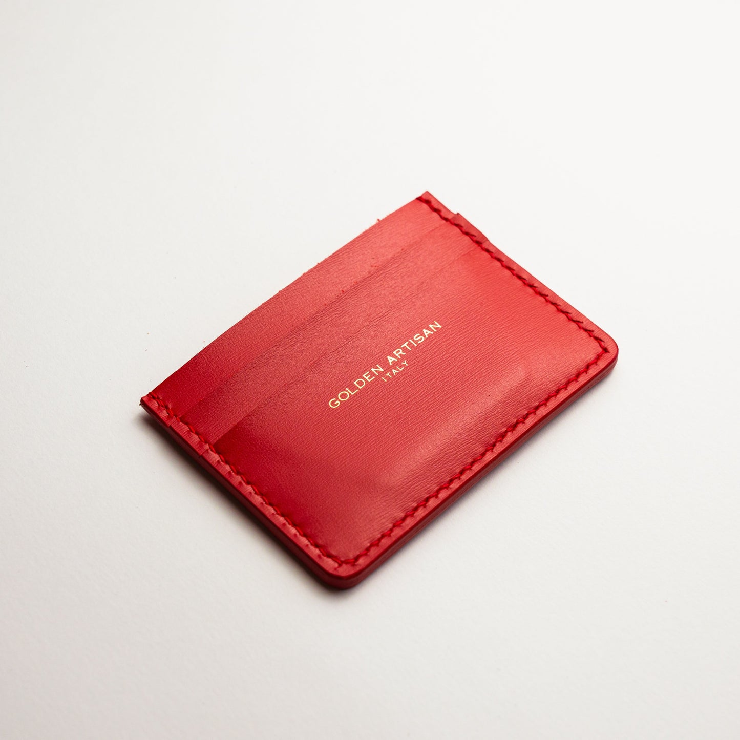 Horizontal card holder