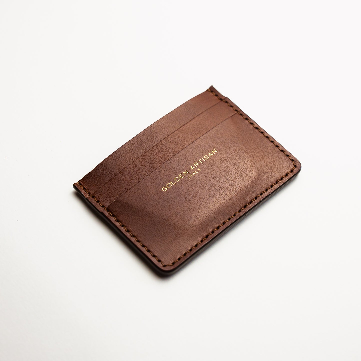 Horizontal card holder
