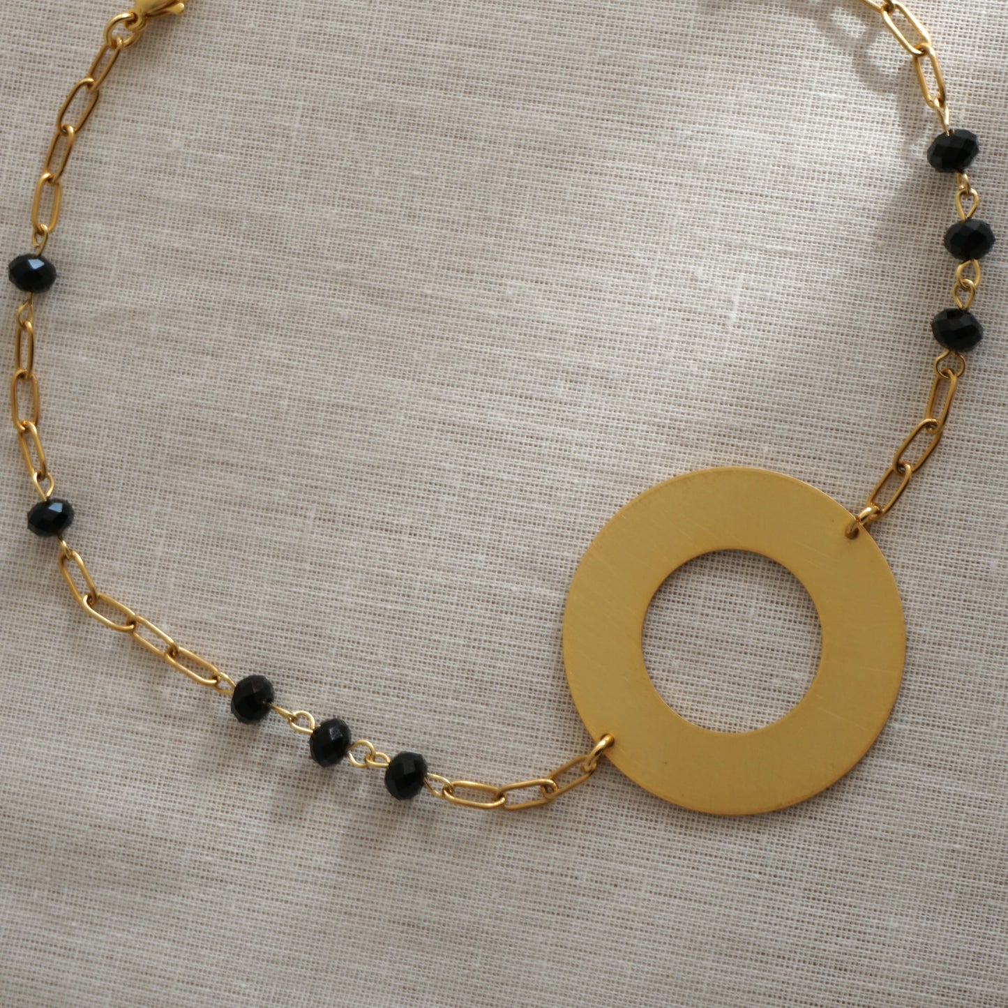 Choker con gommini neri
