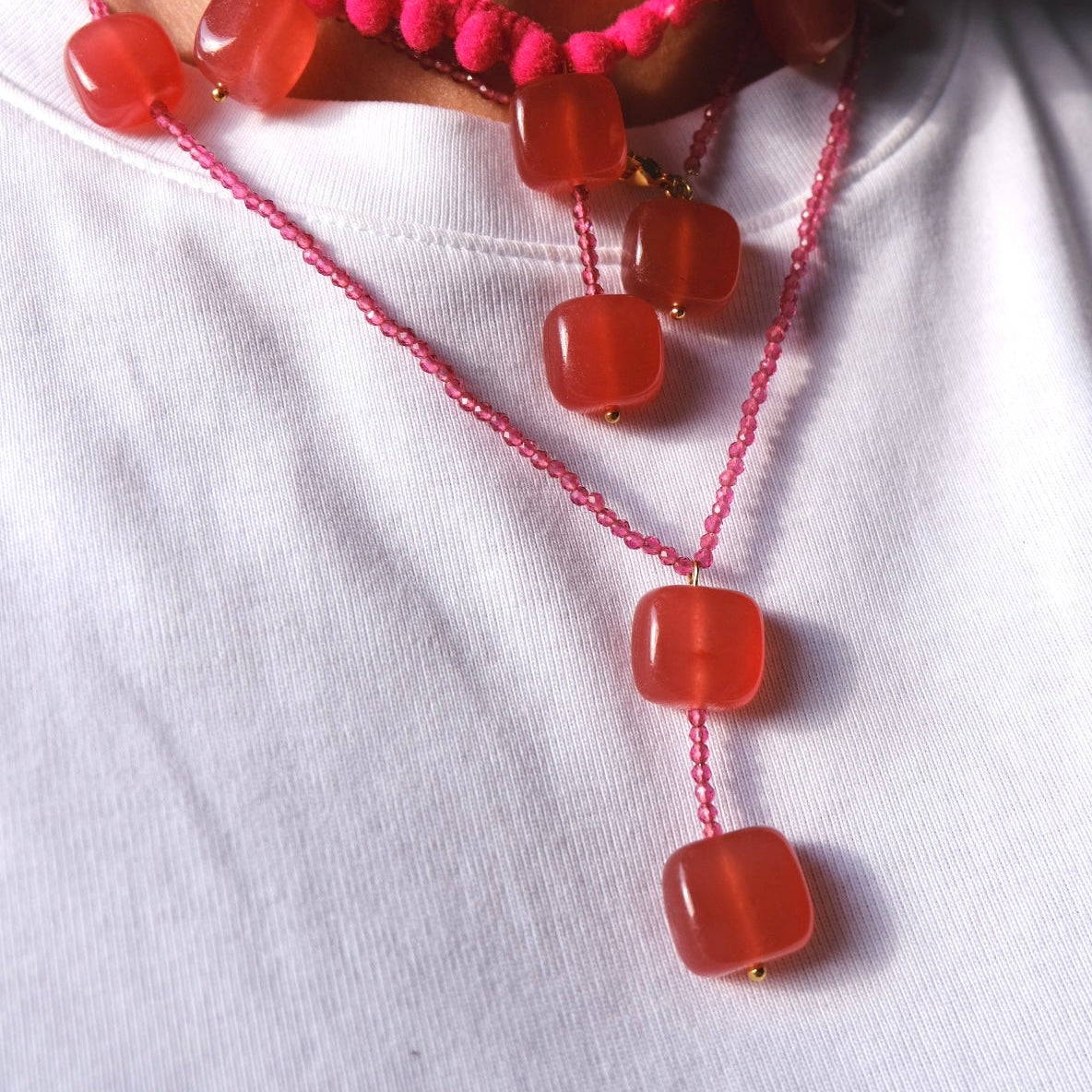Collana lunga in calcedonio quadrato