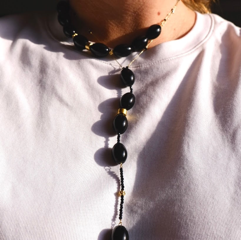 Collar de tira larga de Obsidiana
