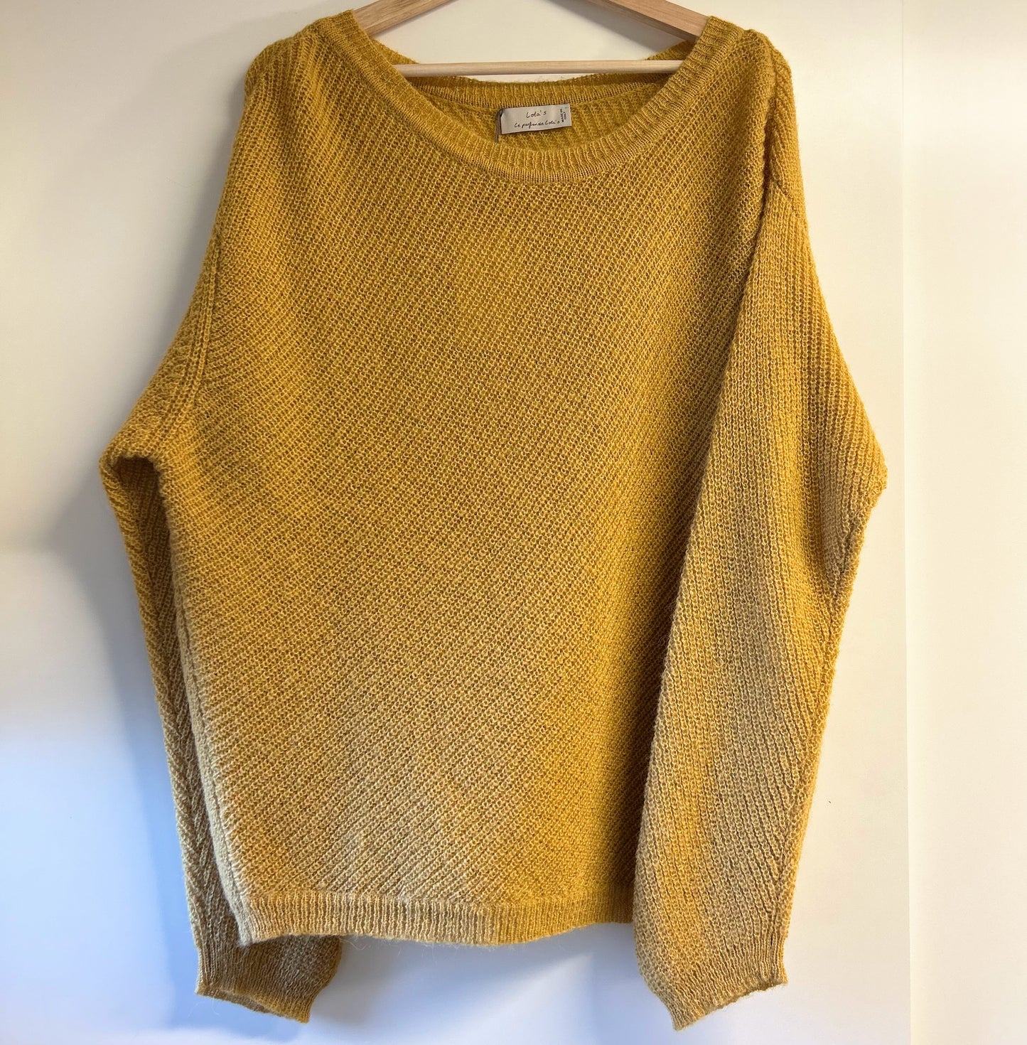 Suéter mostaza con alpaca