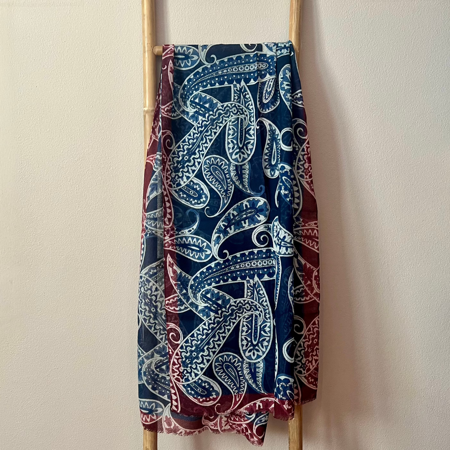 Fular 100% lana Paisley