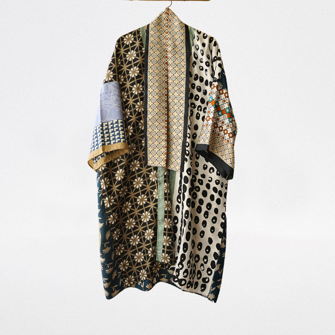 Kimono seda Flores Enrejadas