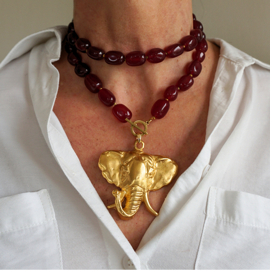 Collar calcedonia y Elefante