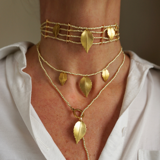 Choker 4 tiras con hojas