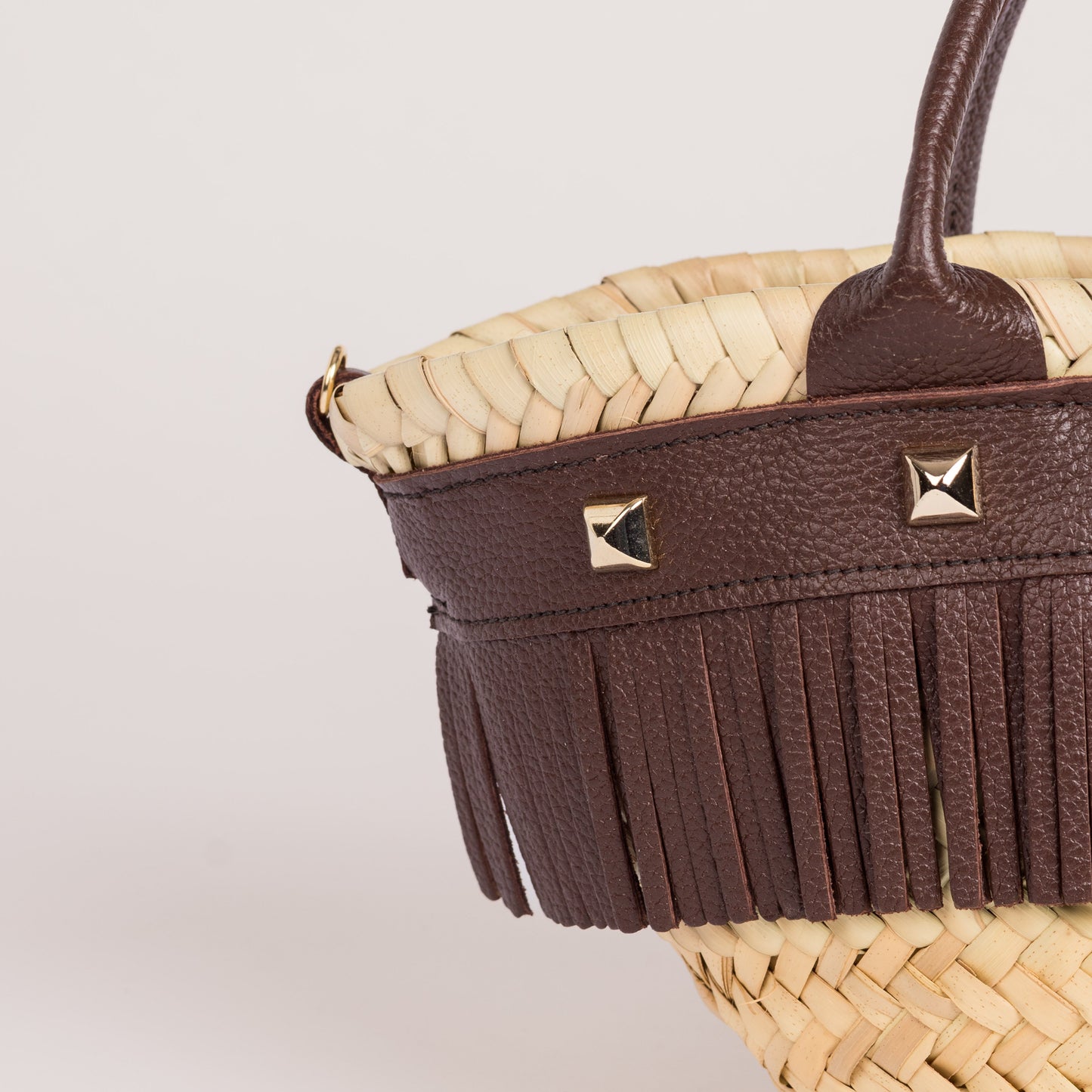 Linda golden little basket bag 