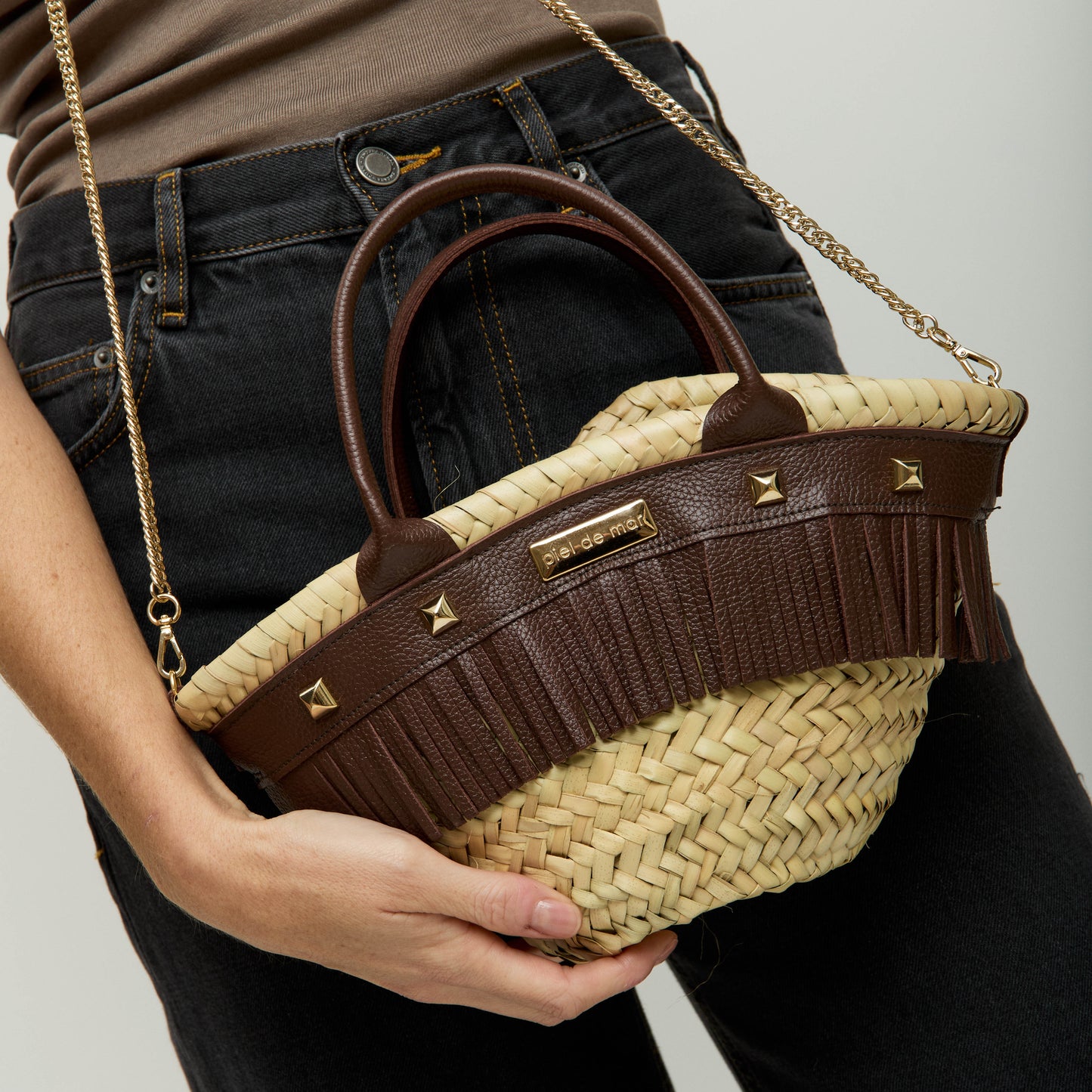 Linda golden little basket bag 