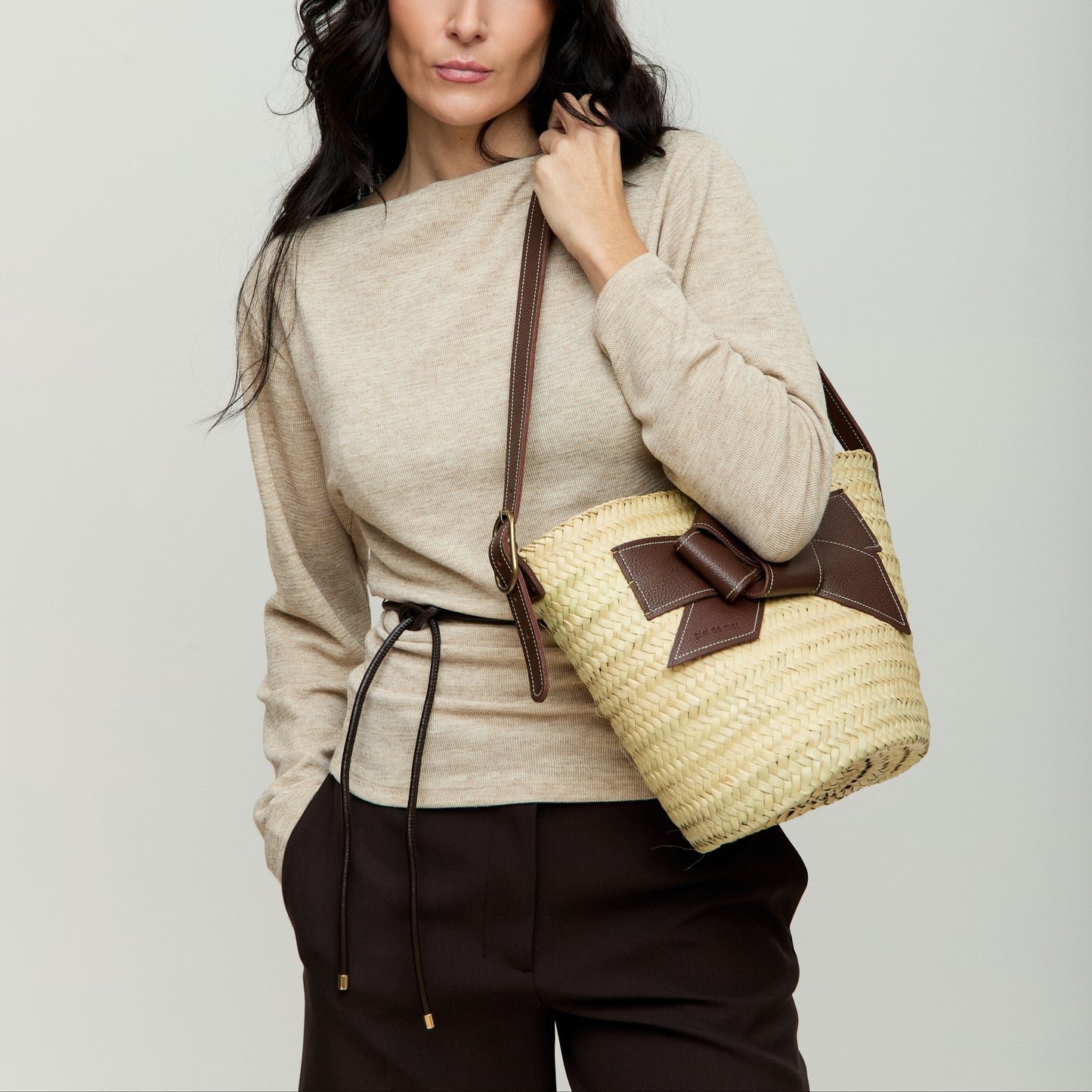Valeria bucket basket bag