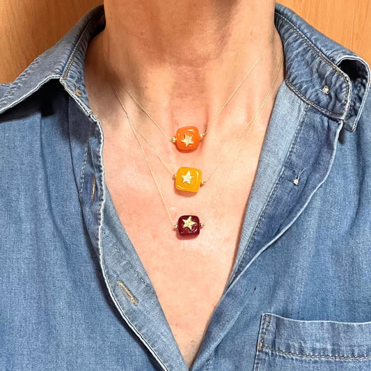 Single chalcedony and star necklace