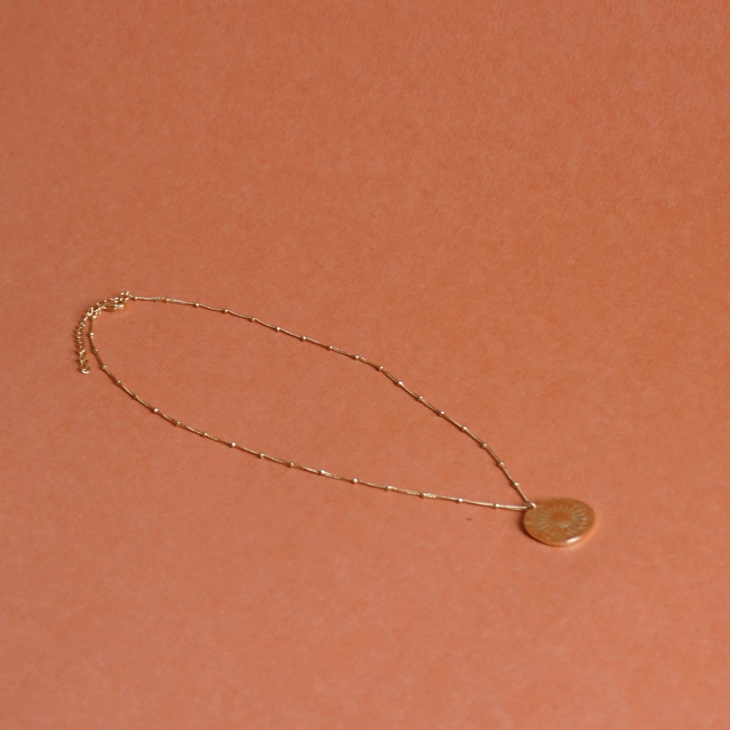 Collar Medalla Margarita