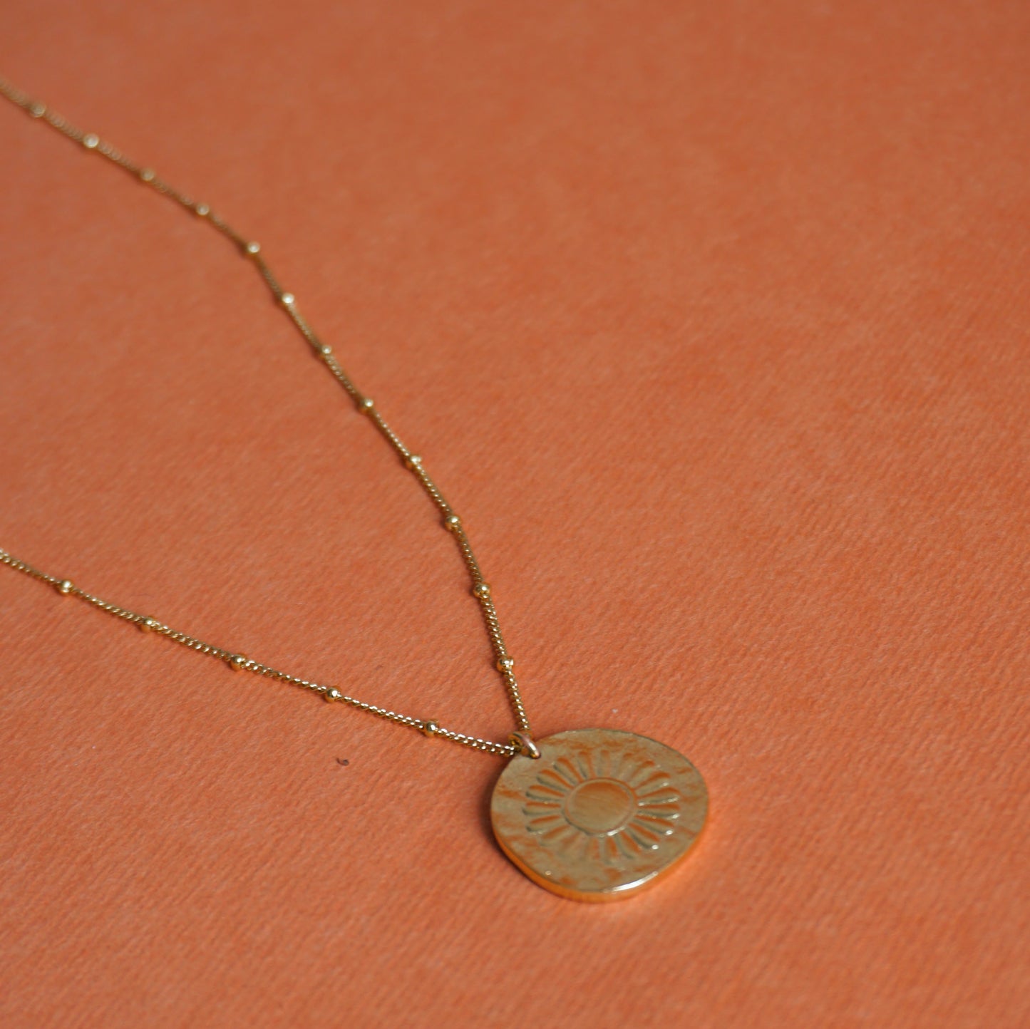 Collar Medalla Margarita