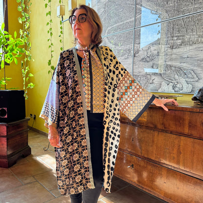Kimono seda Flores Enrejadas