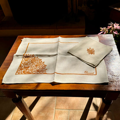 Table mat 411 rust with napkin